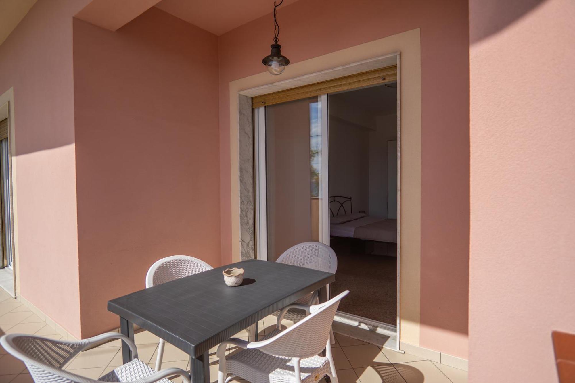 Apartament Casa Erika Bova Marina Zewnętrze zdjęcie