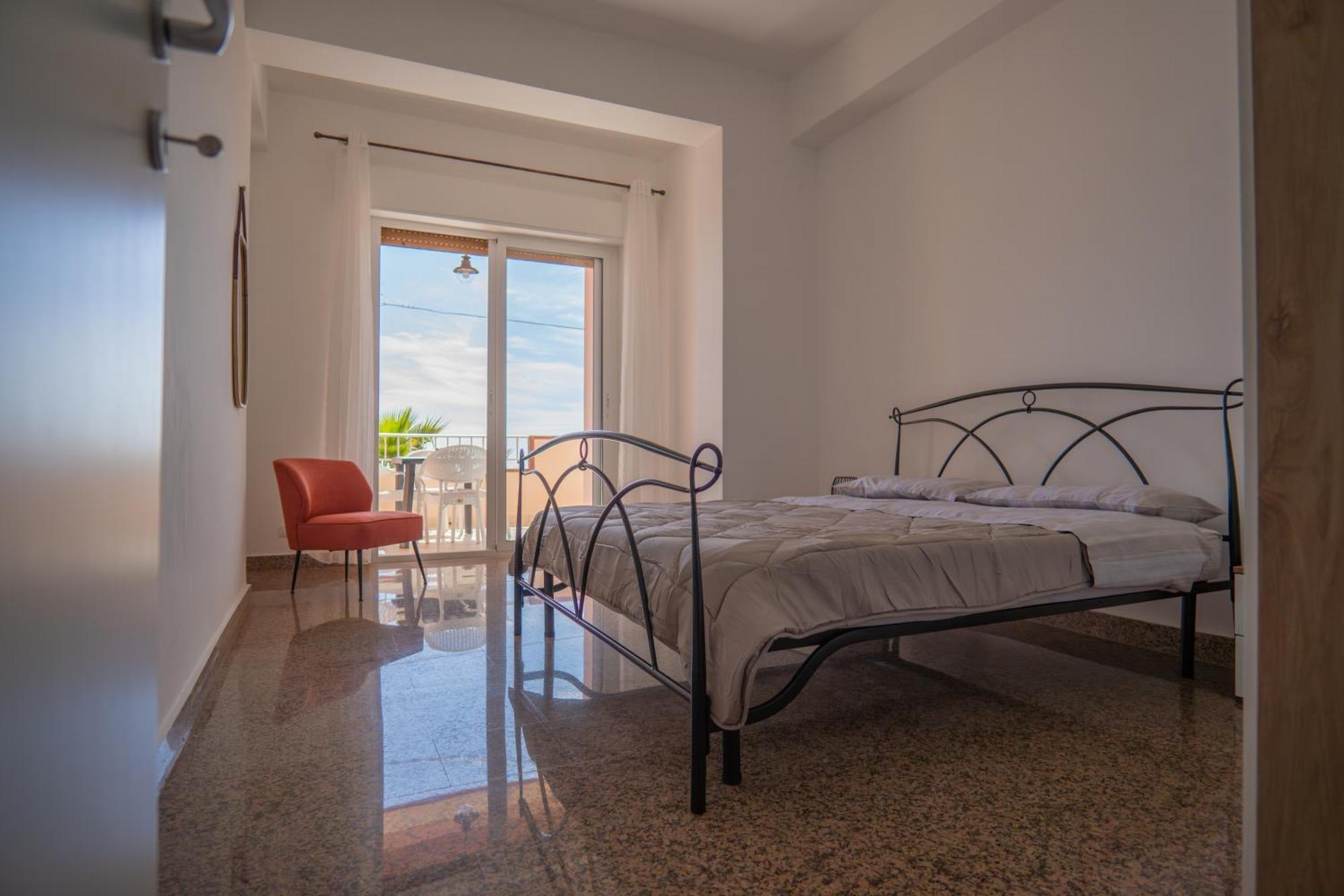 Apartament Casa Erika Bova Marina Zewnętrze zdjęcie